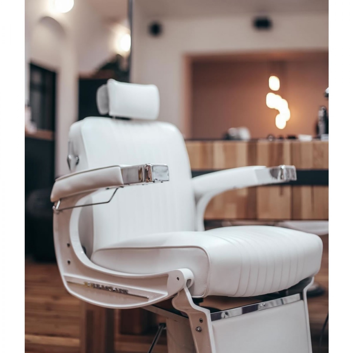 TAKARA BELMONT B225 "ELITE WHITE" Barber Chair TAKARA